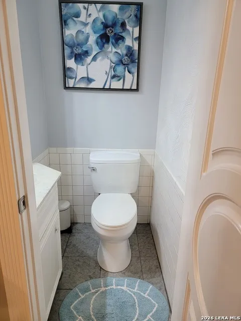 3216 Poe ## B-7 Lago Vista, TX 78645