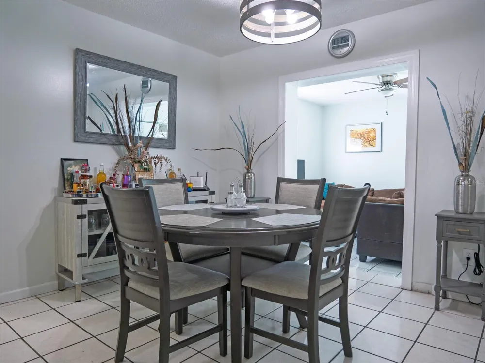 6436 CARDINAL DR Clearwater, FL 33760