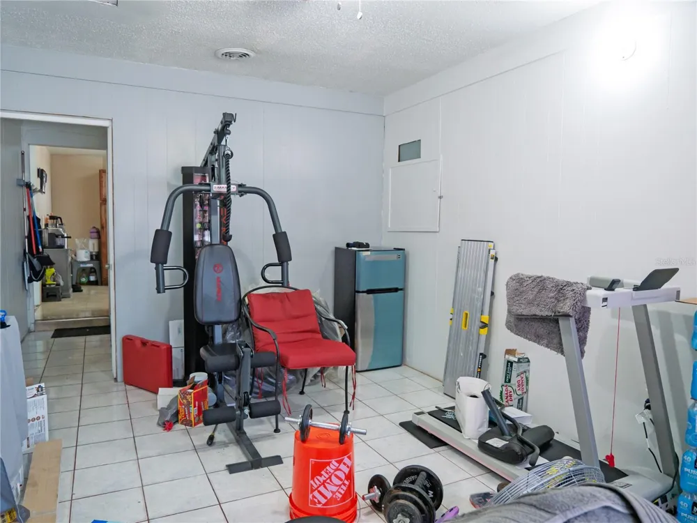 6436 CARDINAL DR Clearwater, FL 33760