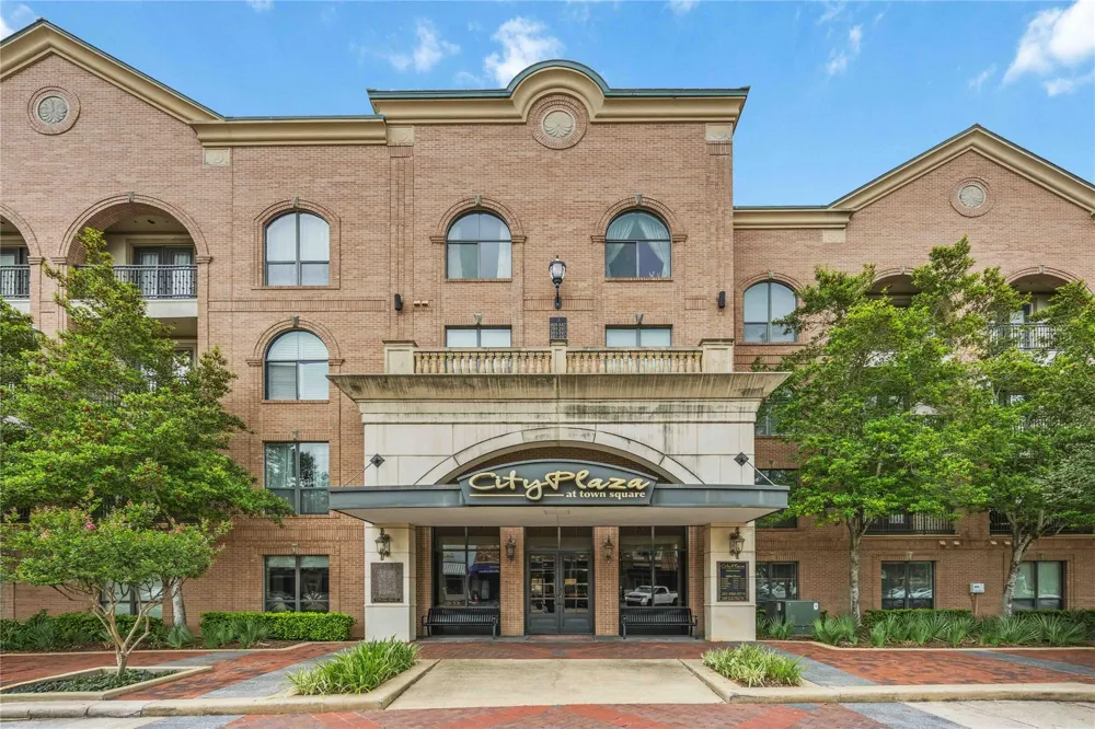 2299 Lone Star Drive #327 Sugar Land, TX 77479