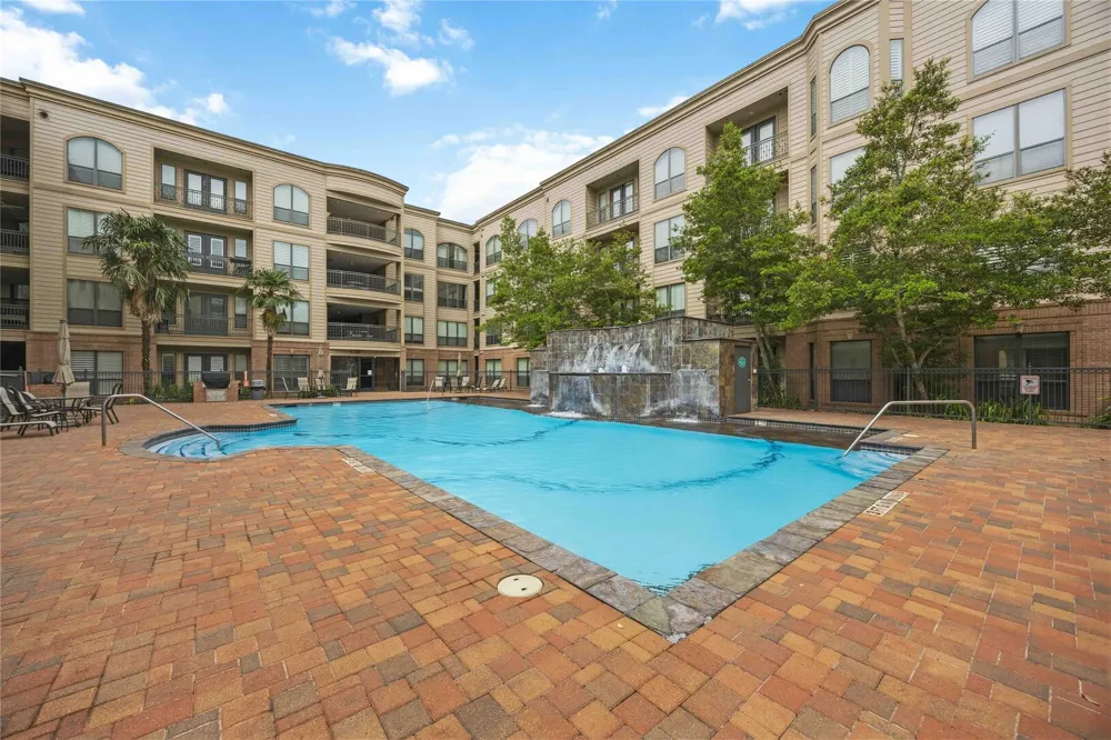 2299 Lone Star Drive #327 Sugar Land, TX 77479