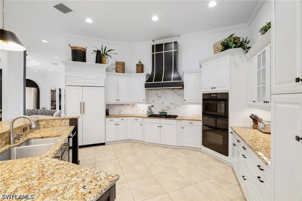 Verona Lago Drive Miromar Lakes, FL 33913