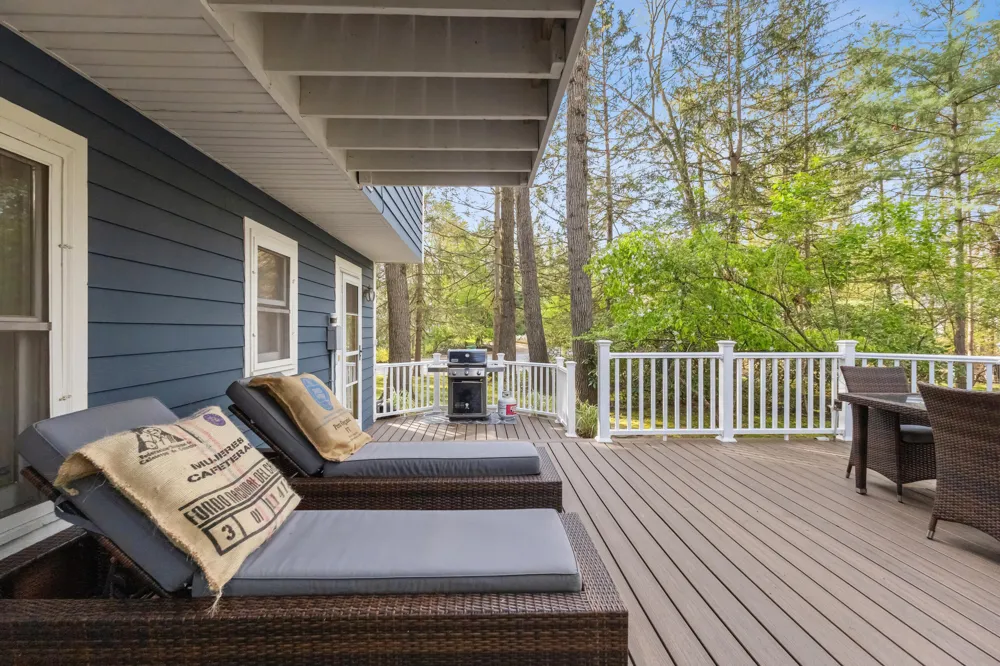 4160 Comanche Trail New Buffalo, MI 49117