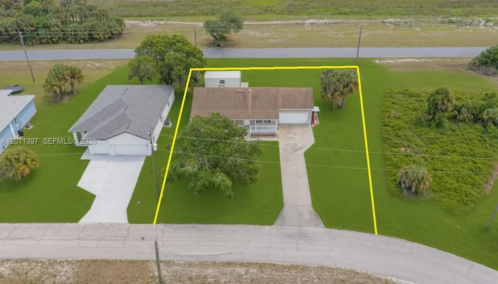 1500 Jay Ter La Belle, FL 33935