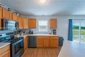 1500 Jay Ter La Belle, FL 33935