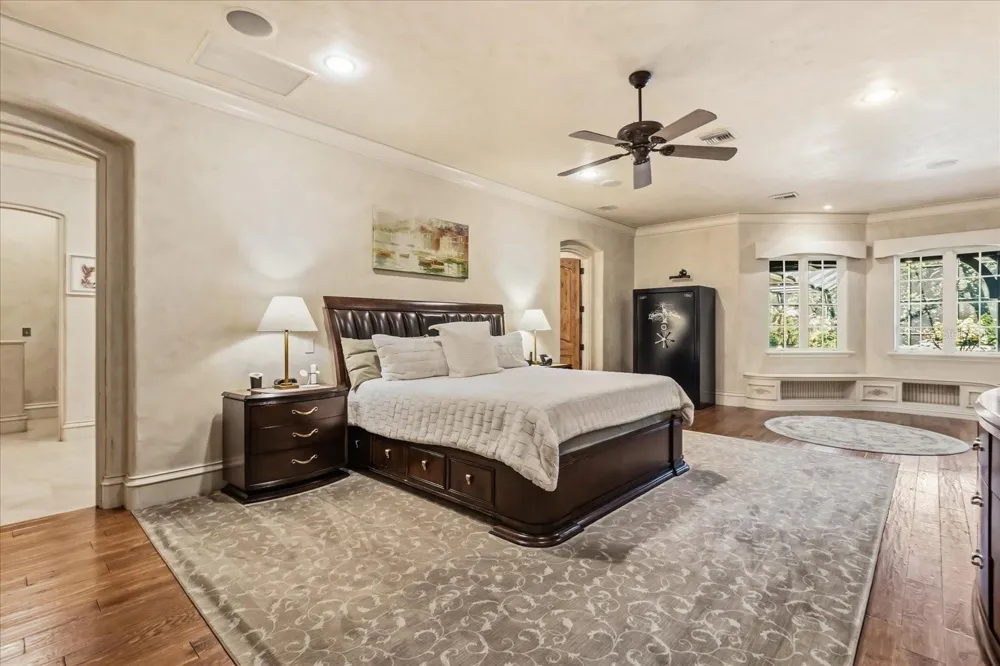 2878 MARKHAM WOODS ROAD Longwood, FL 32779