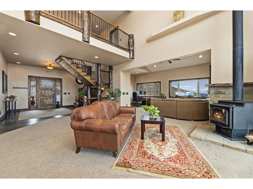 801 Hernia Hill Trail Bellvue, CO 80512