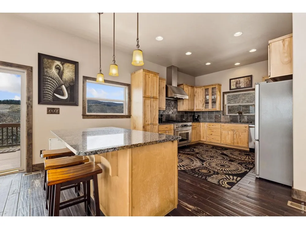 801 Hernia Hill Trail Bellvue, CO 80512