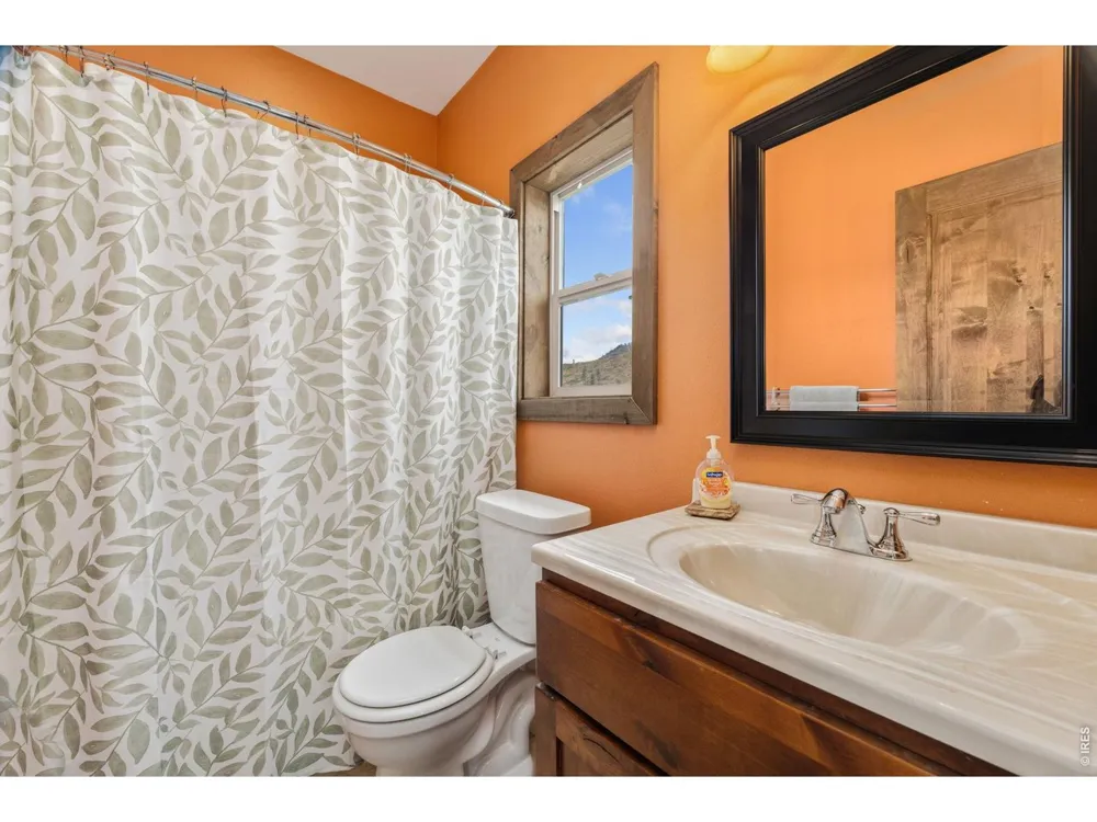 801 Hernia Hill Trail Bellvue, CO 80512