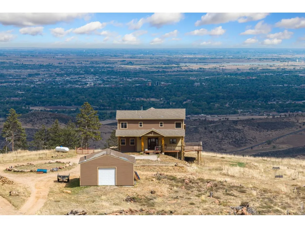 801 Hernia Hill Trail Bellvue, CO 80512