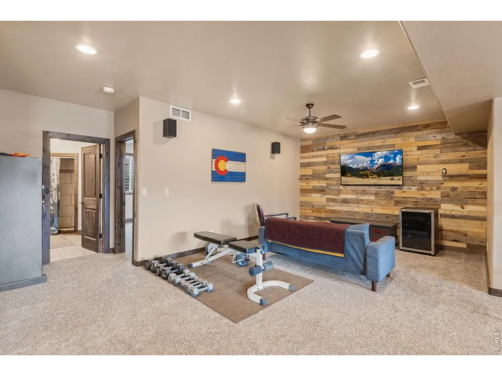 801 Hernia Hill Trail Bellvue, CO 80512