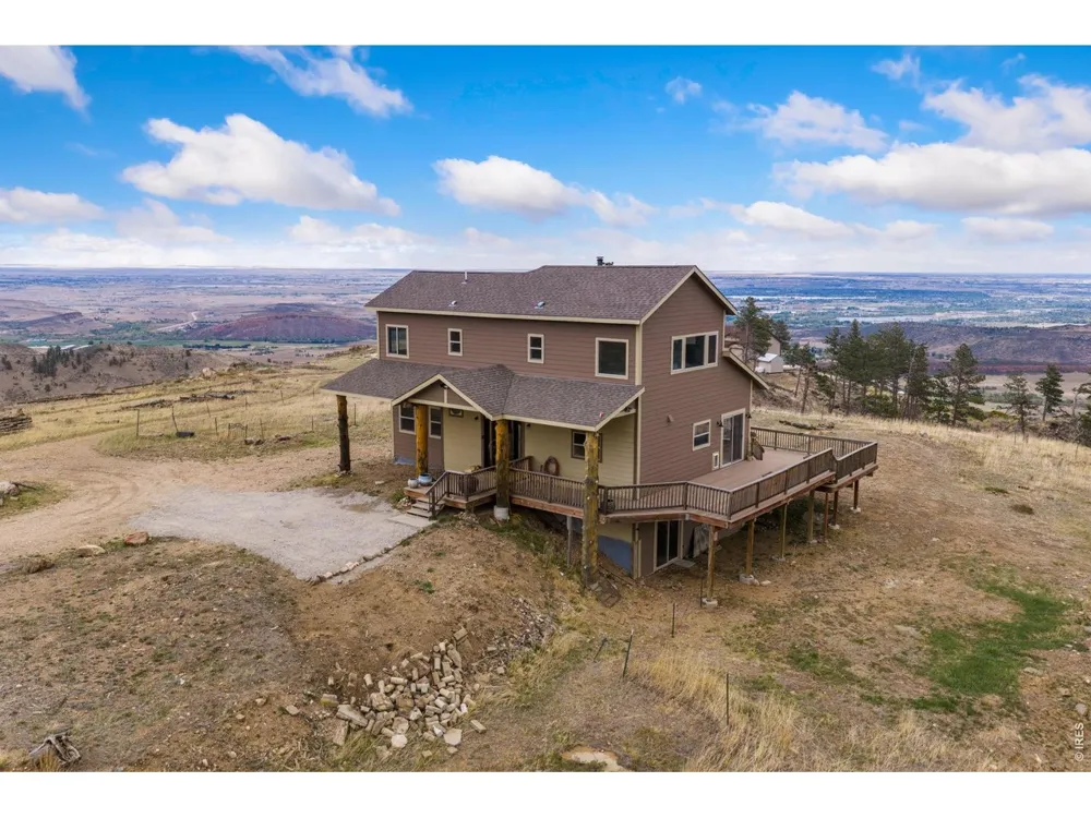 801 Hernia Hill Trail Bellvue, CO 80512
