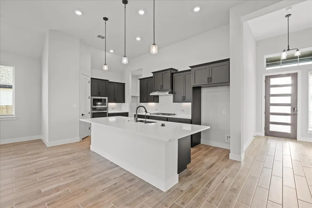 4408 College Square Drive Round Rock, TX 78665