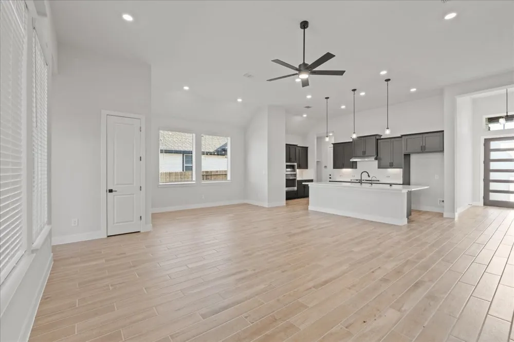 4408 College Square Drive Round Rock, TX 78665