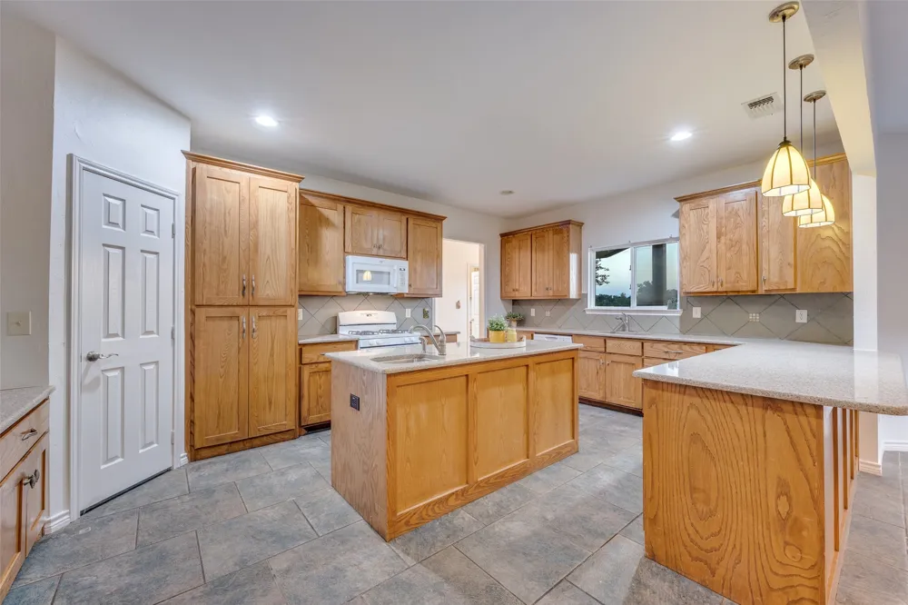 County Road 4725 Leonard, TX 75452