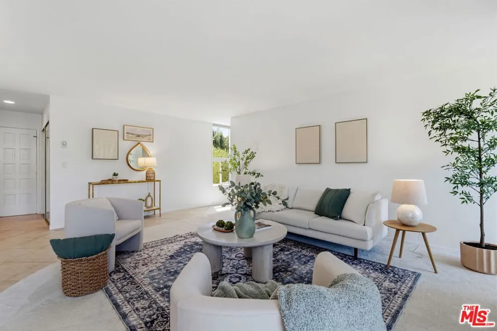 1032 Fairway Road Santa Barbara, CA 93108