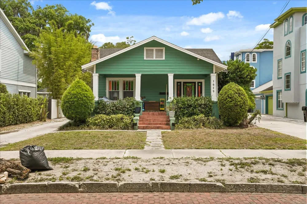 1629 FERRIS AVENUE Orlando, FL 32803