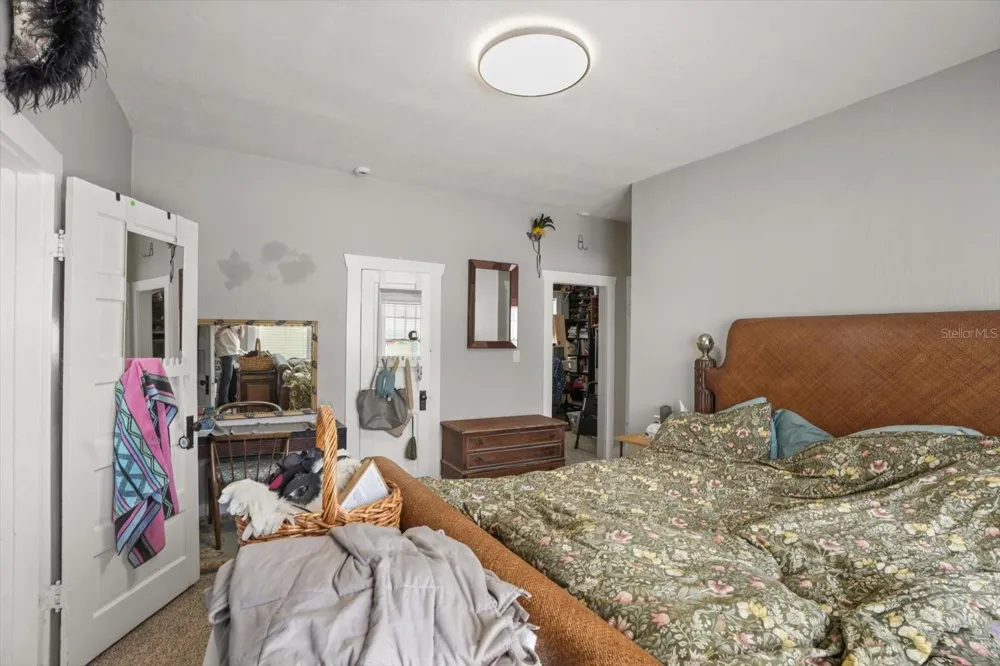 1629 FERRIS AVENUE Orlando, FL 32803