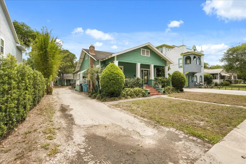 1629 FERRIS AVENUE Orlando, FL 32803