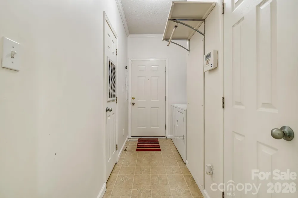 3287 Cabin Creek Road Zirconia, NC 28790