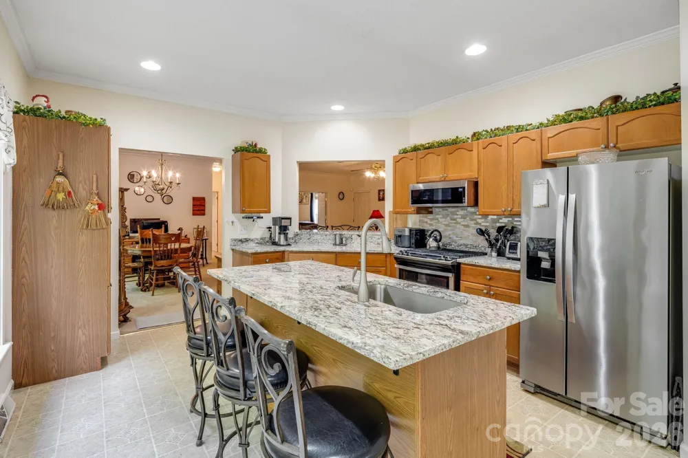 3287 Cabin Creek Road Zirconia, NC 28790