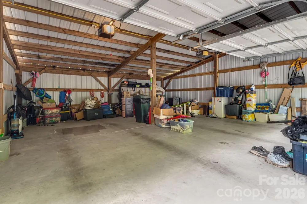 3287 Cabin Creek Road Zirconia, NC 28790