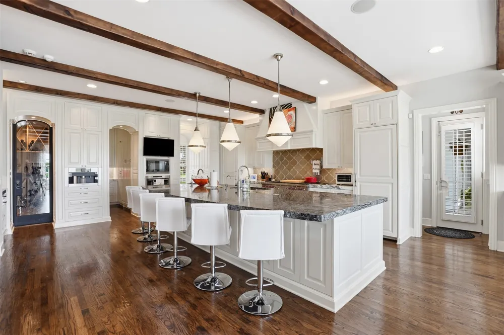 8185 FM 1187 W Fort Worth, TX 76126