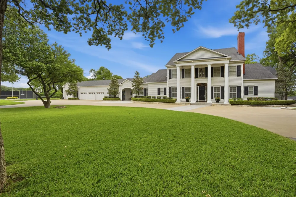 8185 FM 1187 W Fort Worth, TX 76126