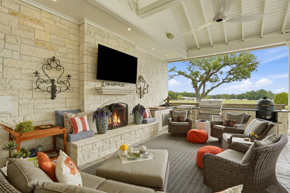 8185 FM 1187 W Fort Worth, TX 76126