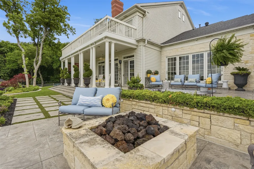 8185 FM 1187 W Fort Worth, TX 76126