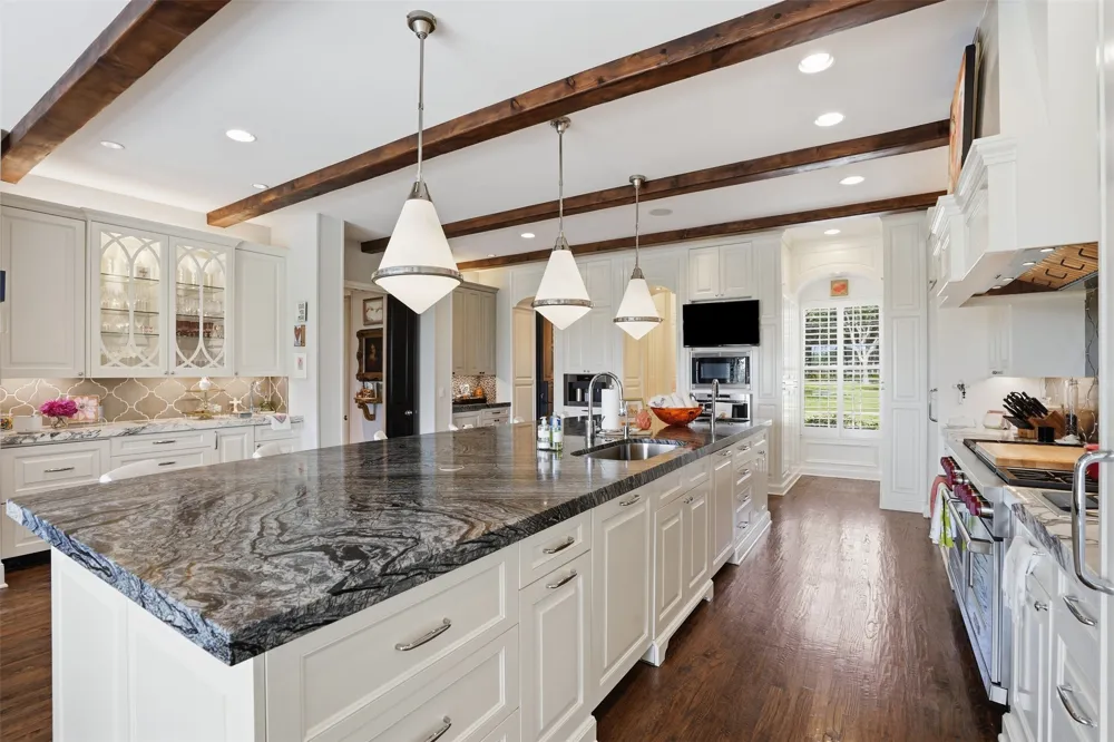 8185 FM 1187 W Fort Worth, TX 76126