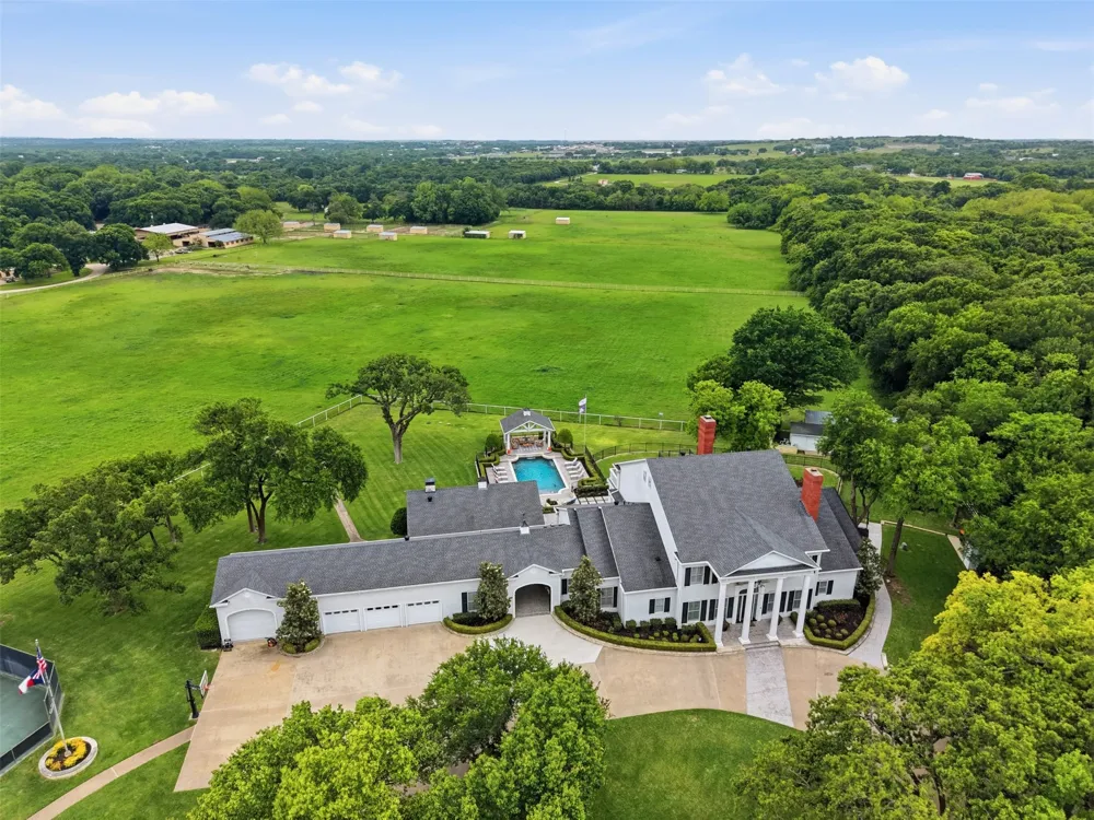 8185 FM 1187 W Fort Worth, TX 76126