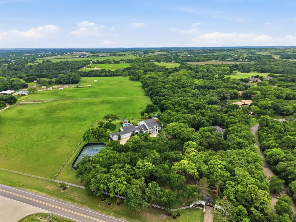 8185 FM 1187 W Fort Worth, TX 76126