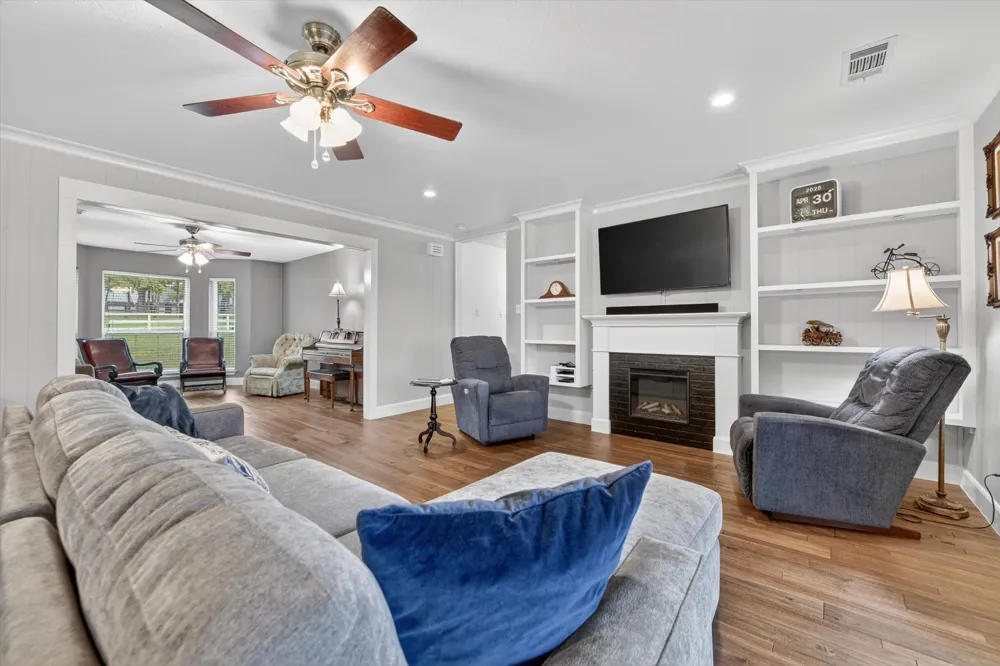 951 Ridgewood Circle Bartonville, TX 76226
