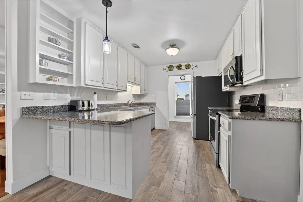 951 Ridgewood Circle Bartonville, TX 76226