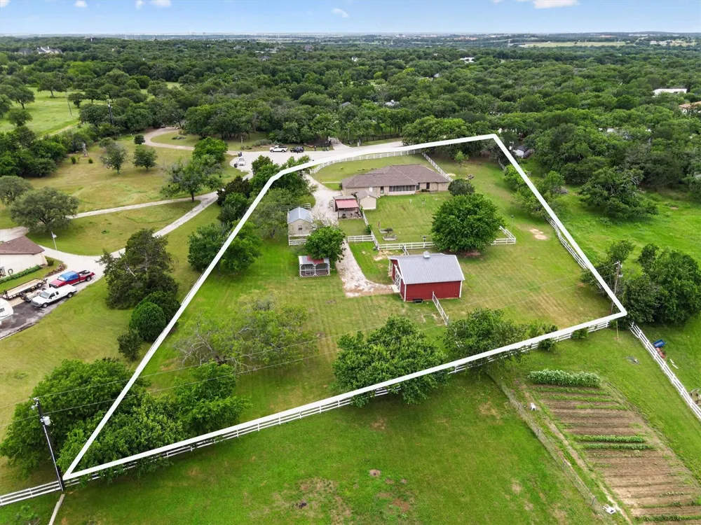 951 Ridgewood Circle Bartonville, TX 76226