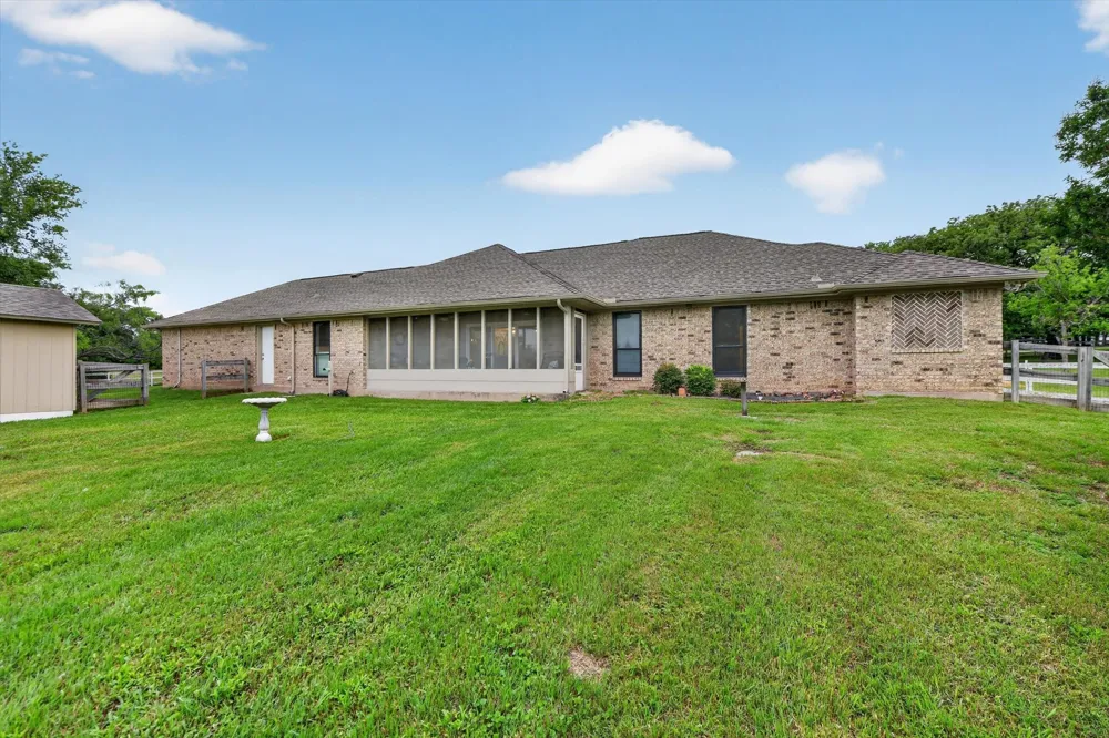 951 Ridgewood Circle Bartonville, TX 76226