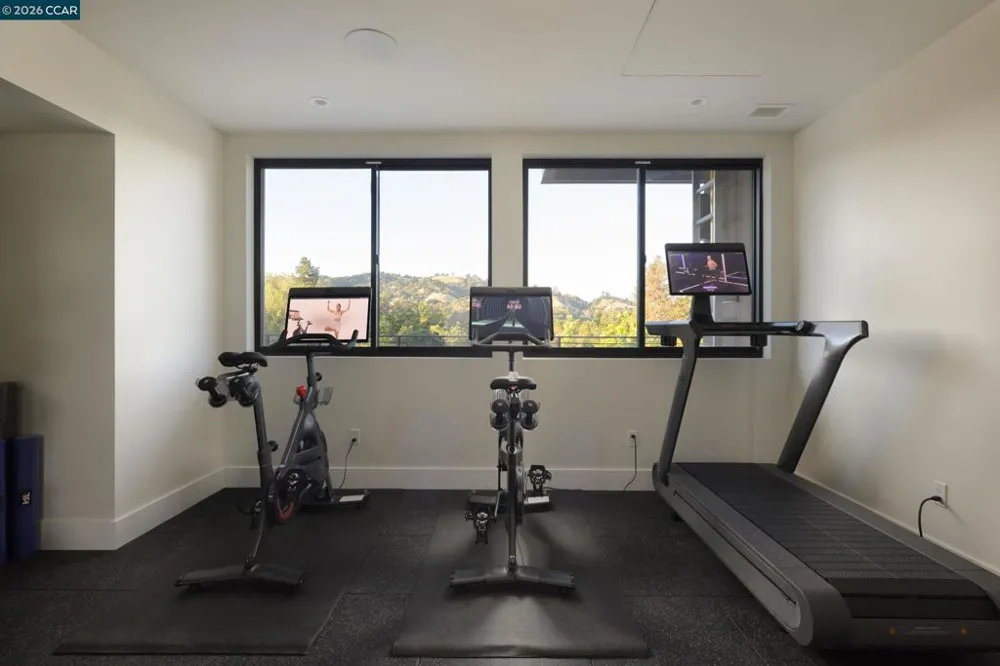 950 Hough Ave #202 Lafayette, CA 94549