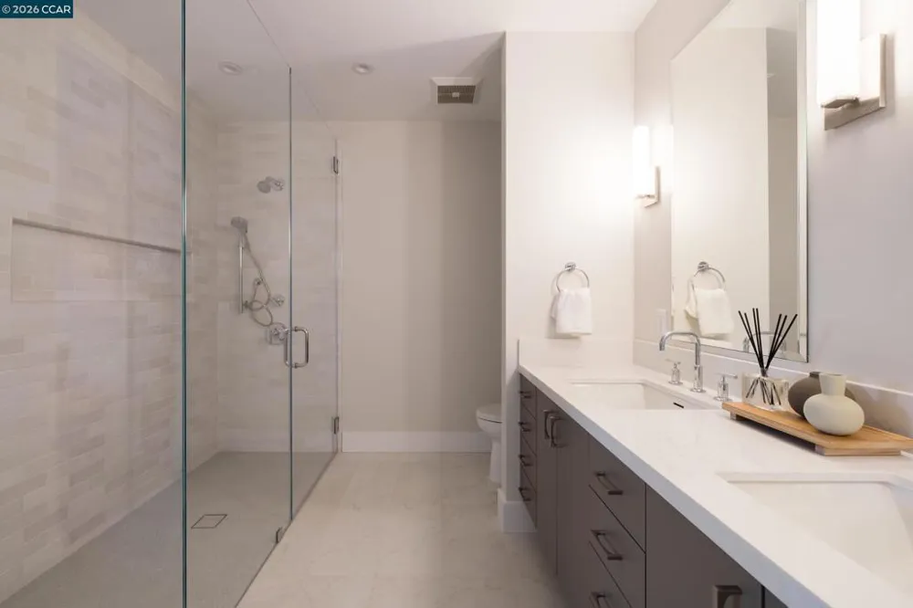 950 Hough Ave #202 Lafayette, CA 94549