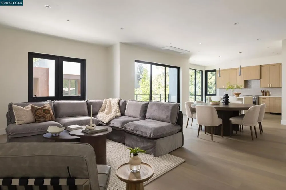 950 Hough Ave #202 Lafayette, CA 94549