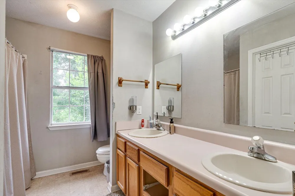 86 Bluff View Circle Flintstone, GA 30725