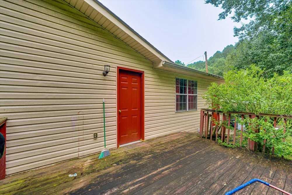 86 Bluff View Circle Flintstone, GA 30725
