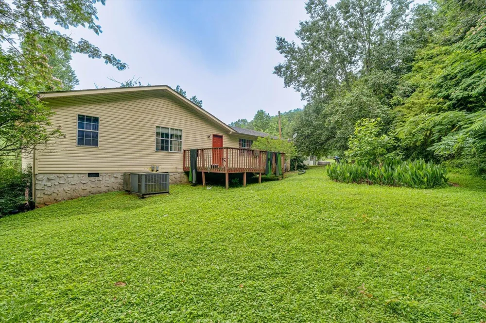 86 Bluff View Circle Flintstone, GA 30725