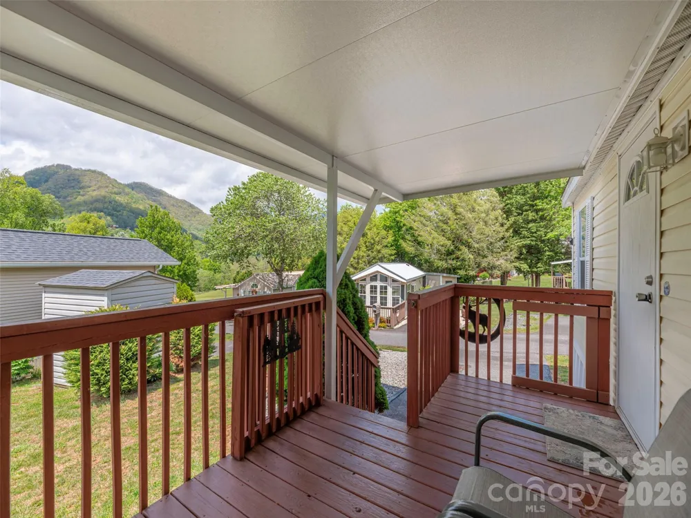 11 Valentine Drive Maggie Valley, NC 28751