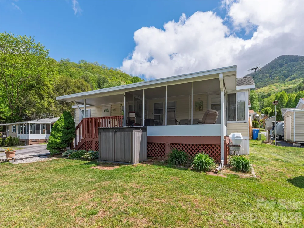 11 Valentine Drive Maggie Valley, NC 28751