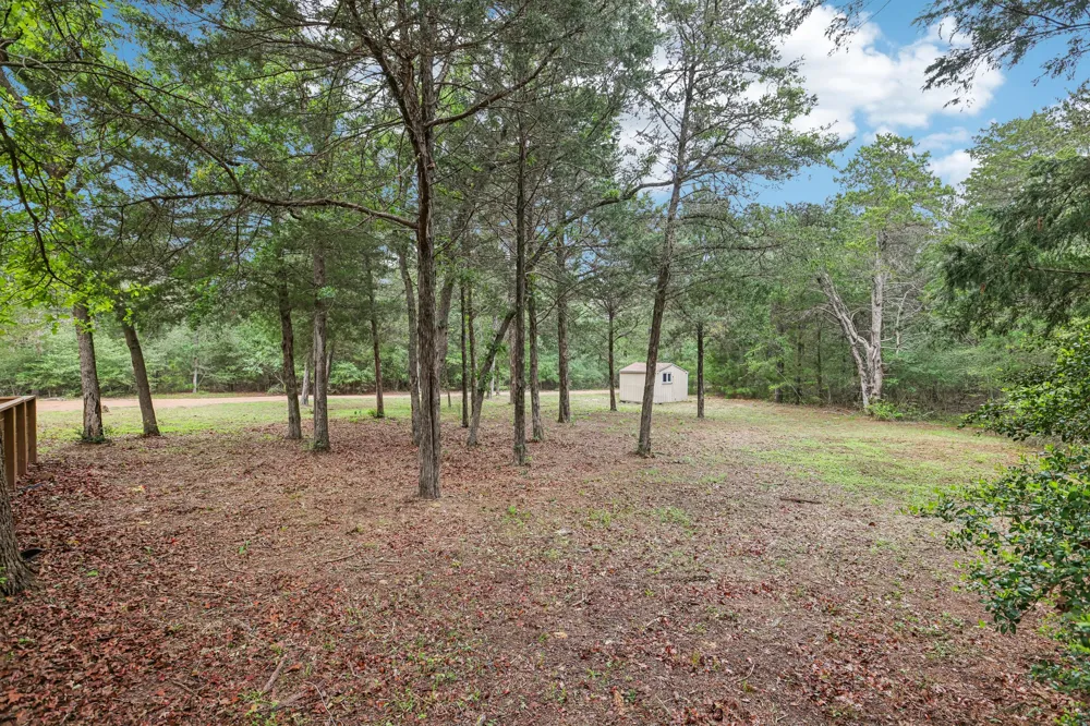 267 Corral Road Smithville, TX 78957