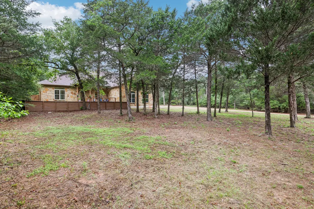 267 Corral Road Smithville, TX 78957