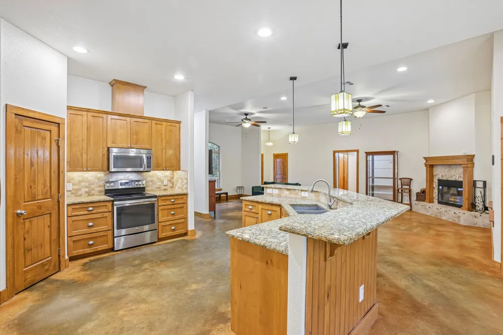 267 Corral Road Smithville, TX 78957
