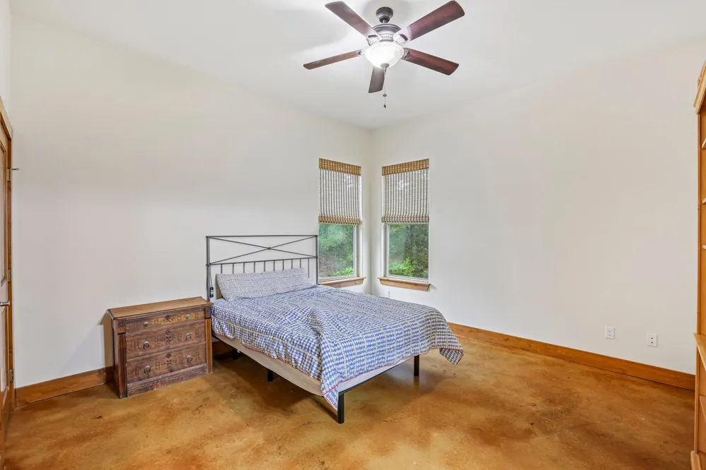 267 Corral Road Smithville, TX 78957