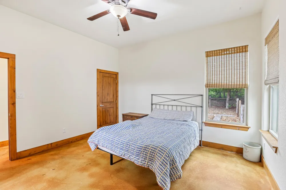 267 Corral Road Smithville, TX 78957